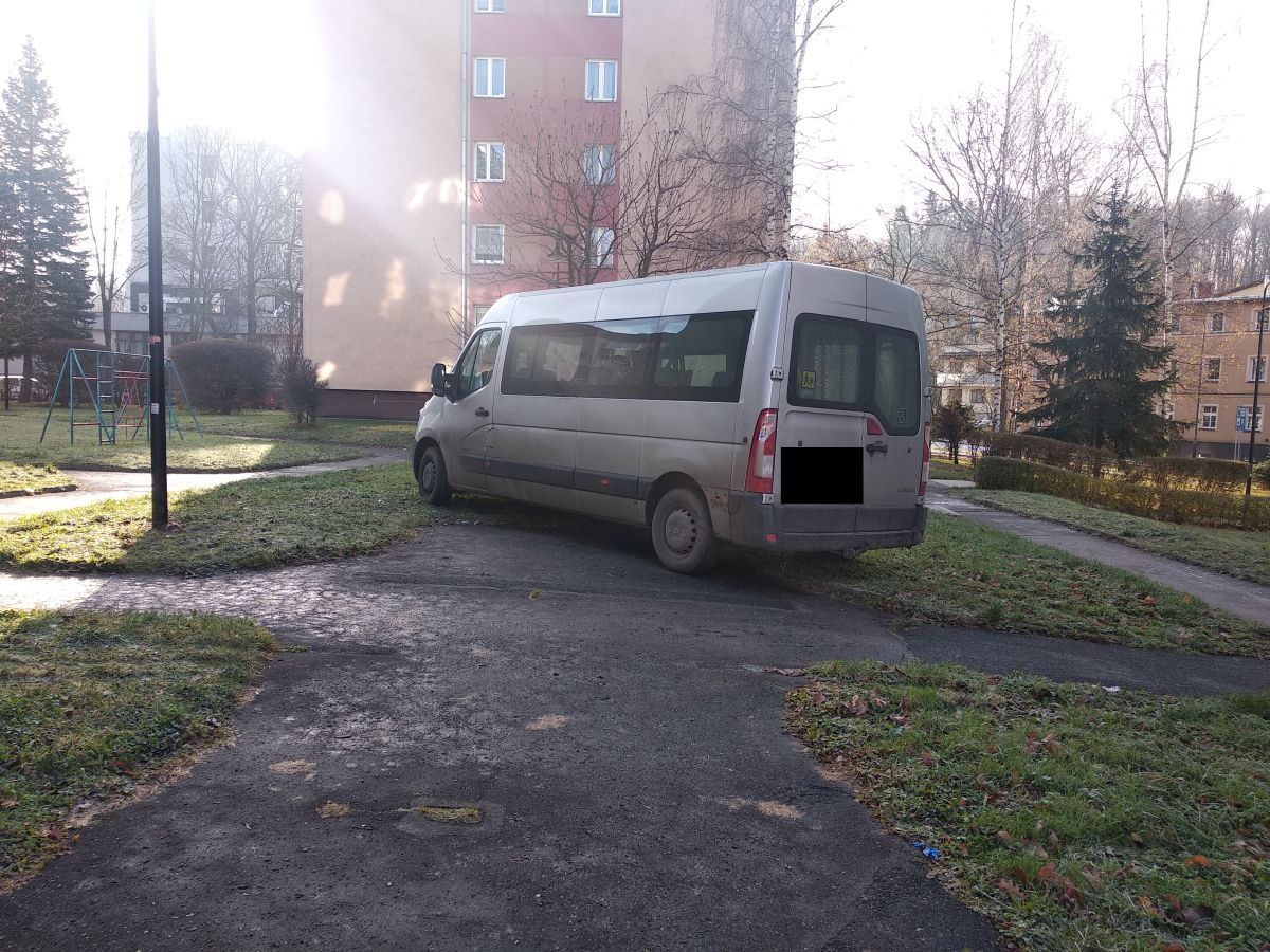 Jelenia Góra: Czytelnik: Ekipa ponad prawem?