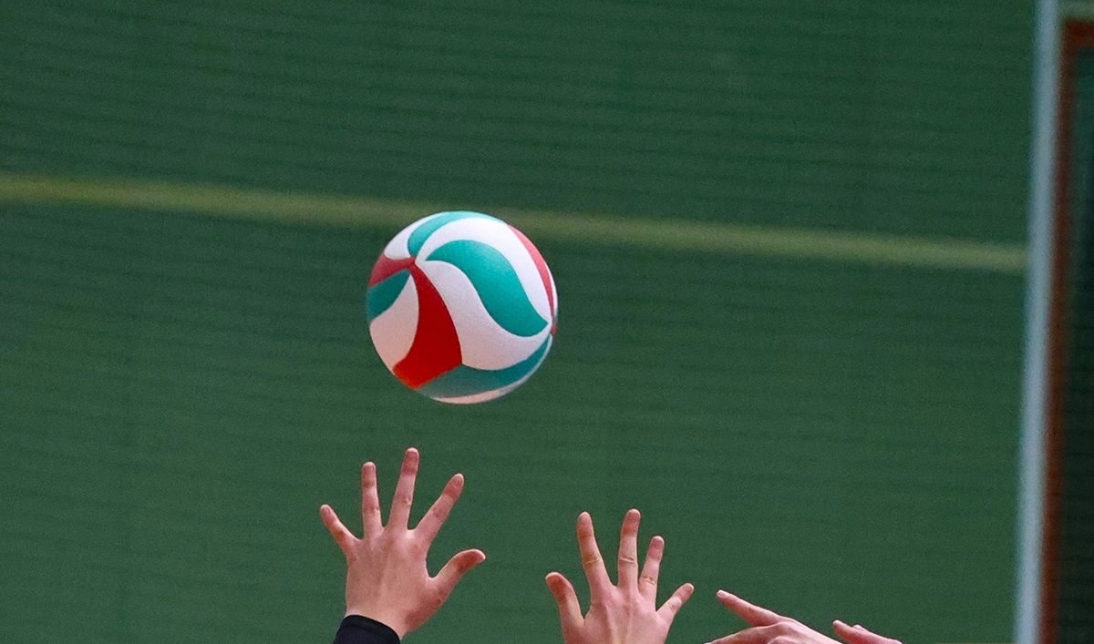 Jelenia Góra: Siatkarskie, mikołajkowe granie