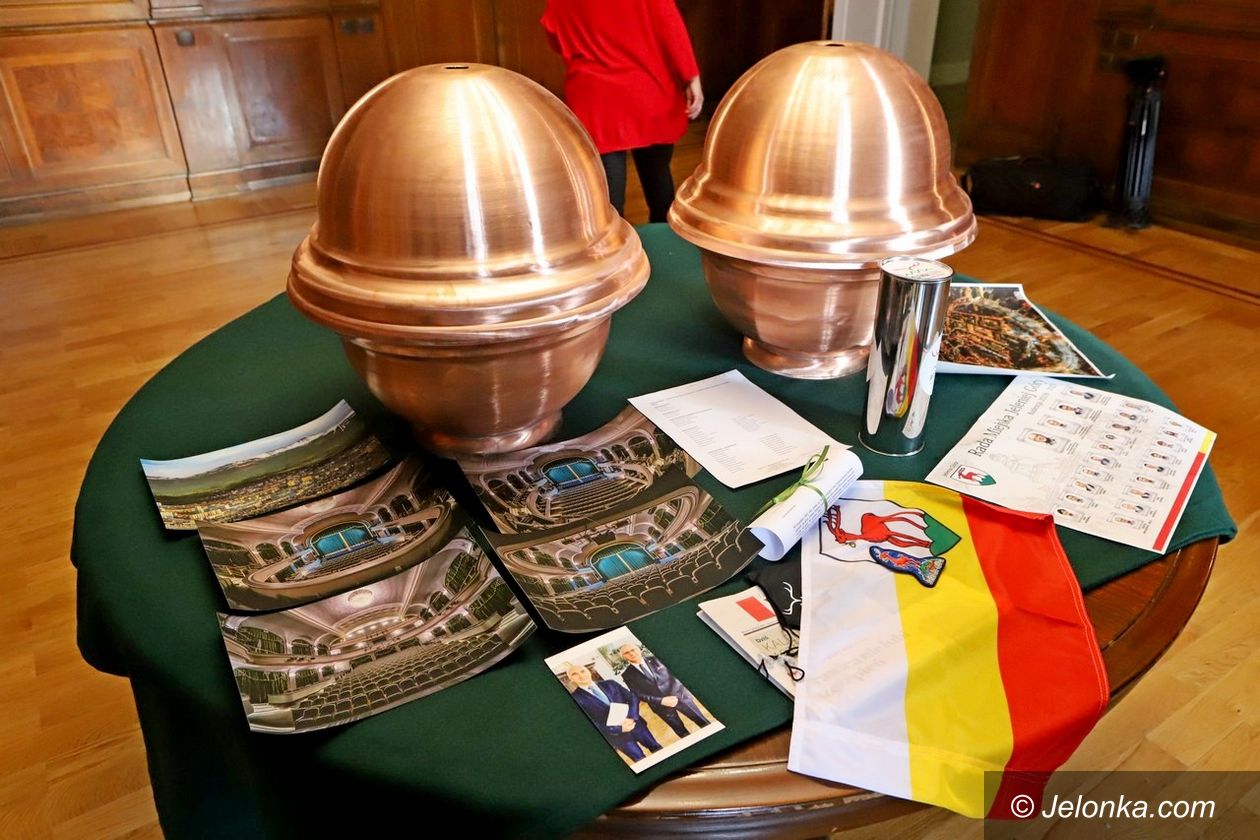 Jelenia Góra: Iglice z kapsułą czasu