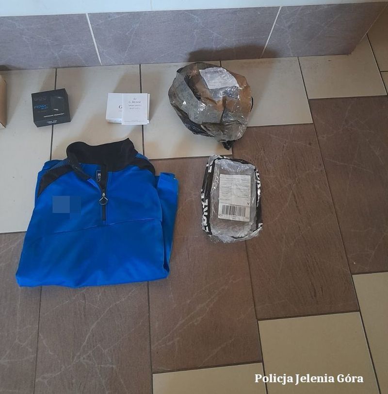 Jelenia Góra: Kurier kradł przesyłki