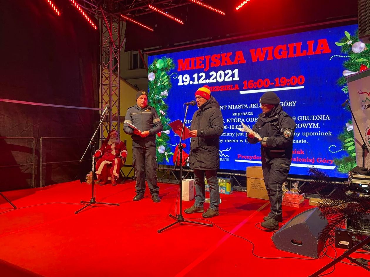 Jelenia Góra: Miejska wigilia z prezentami