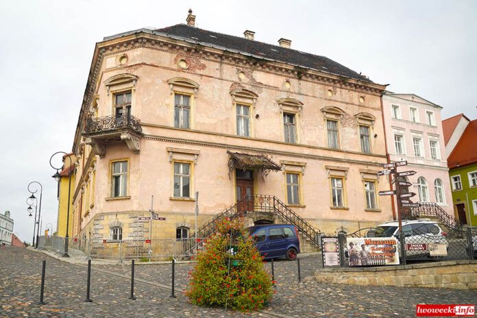 Lubomierz: Złoty Róg na sprzedaż?