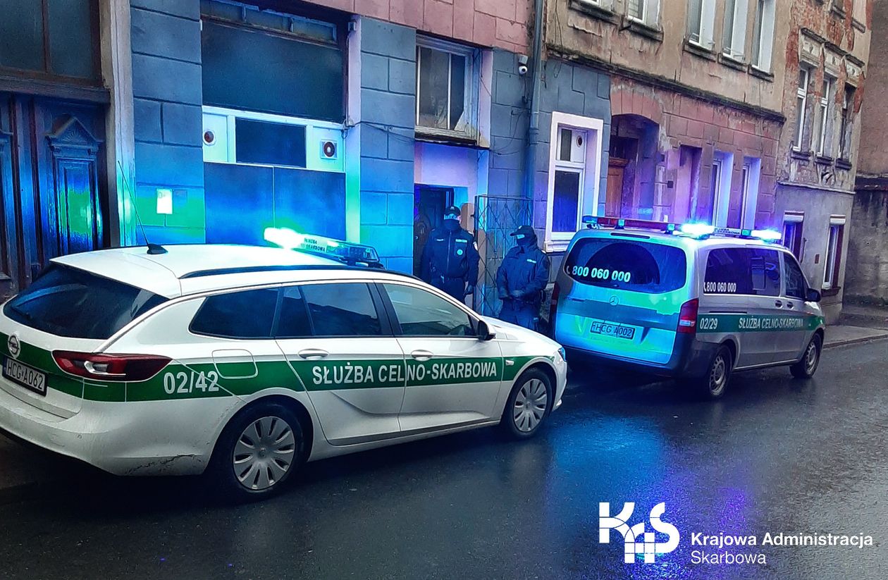 Region: Funkcjonariusze dolnośląskiej KAS przeciwdziałają hazardowi