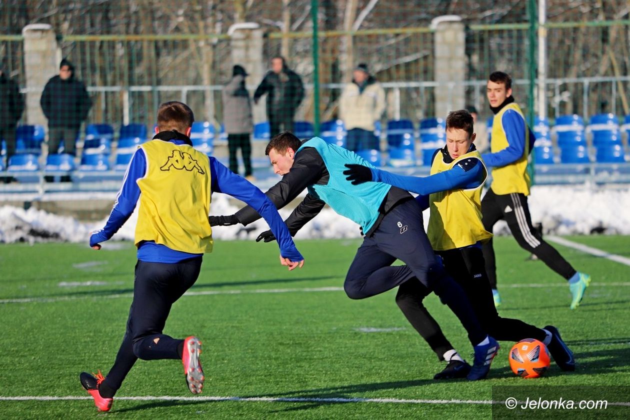 Jelenia Góra: Juniorzy pokonali Lotnika