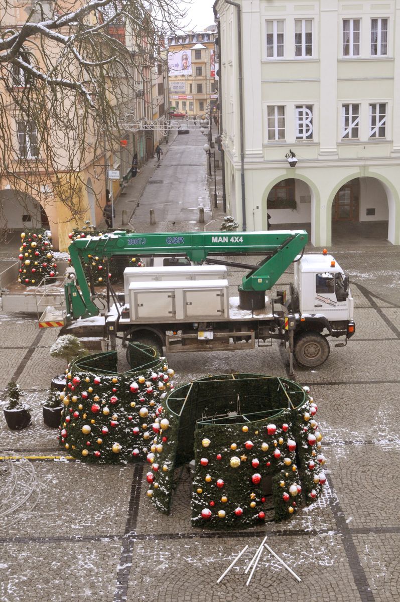 Jelenia Góra: Dziś zniknie choinka