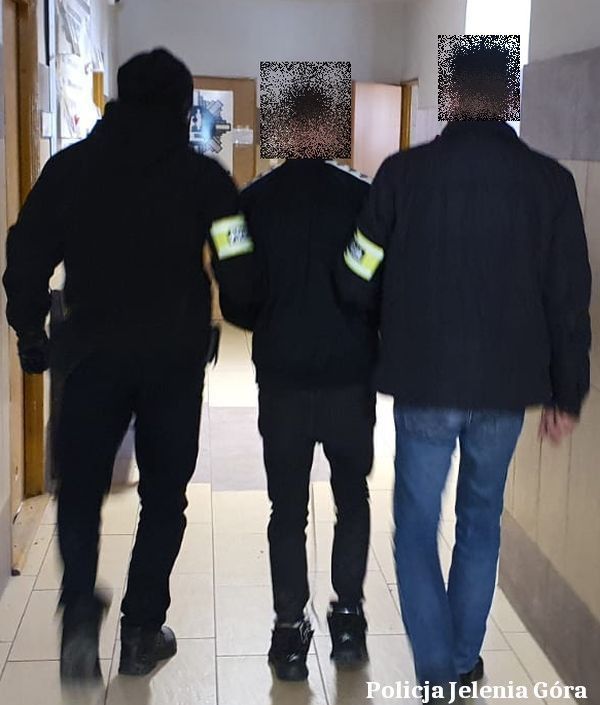 Jelenia Góra: Znęcał się nad matką – został tymczasowo aresztowany