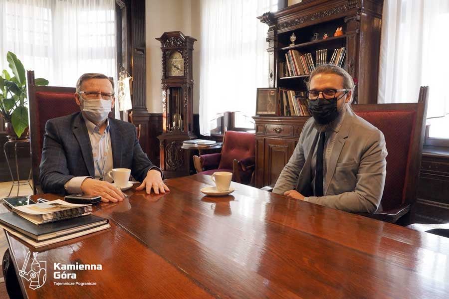 Kamienna Góra: Starania o karetkę