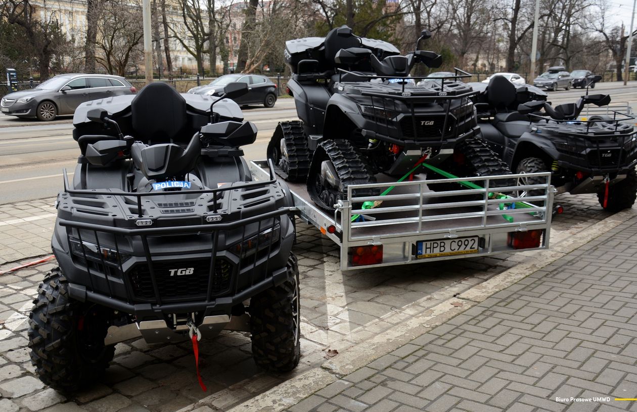Wrocław: Quady dla policji