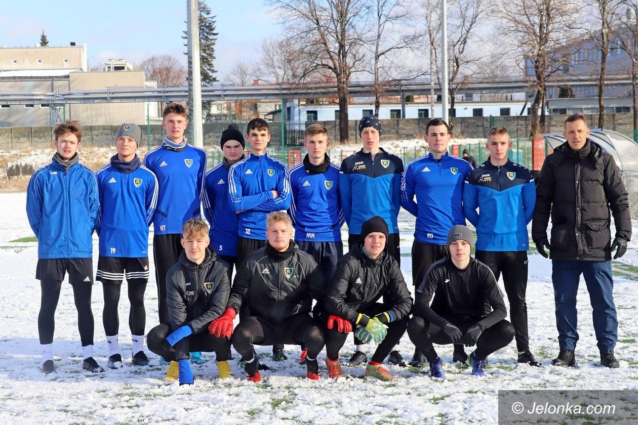 Jelenia Góra: Zacięty sparing juniorów z Olimpią