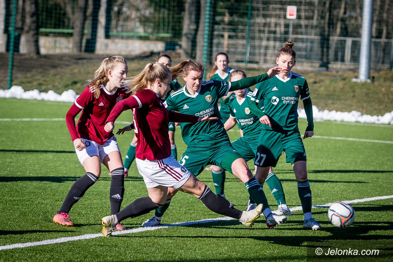 Jelenia Góra: Przy Złotniczej zagrał klub z Ligi Mistrzyń