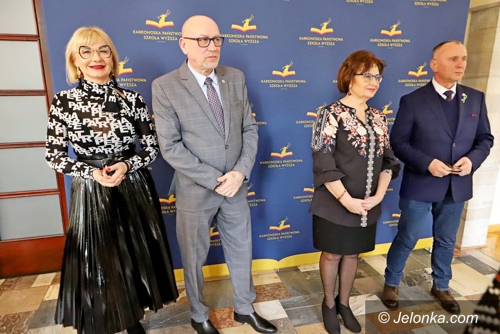 Jelenia Góra: Szykują miejsca dla uchodźców z Ukrainy