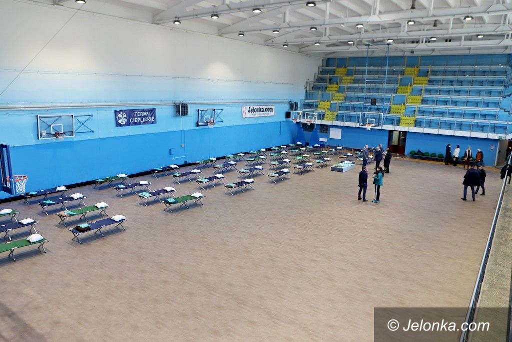 Jelenia Góra: Hala sportowa na potrzeby uchodźców z Ukrainy
