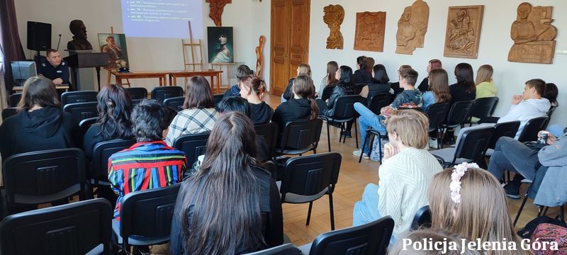 Jelenia Góra: Razem Bezpieczniej – spotkanie w "Rzemiosłach"