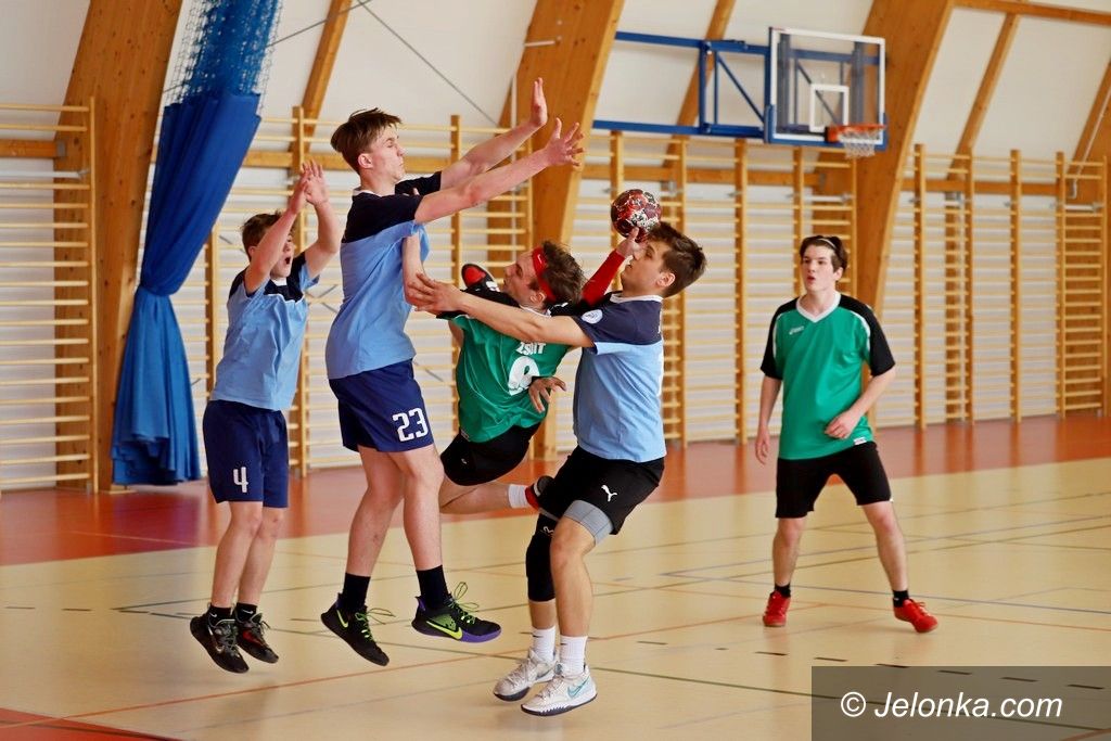 Jelenia Góra: Zacięta walka w Licealiadzie