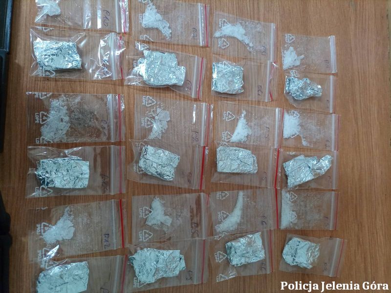 Jelenia Góra: Kierujący z narkotykami