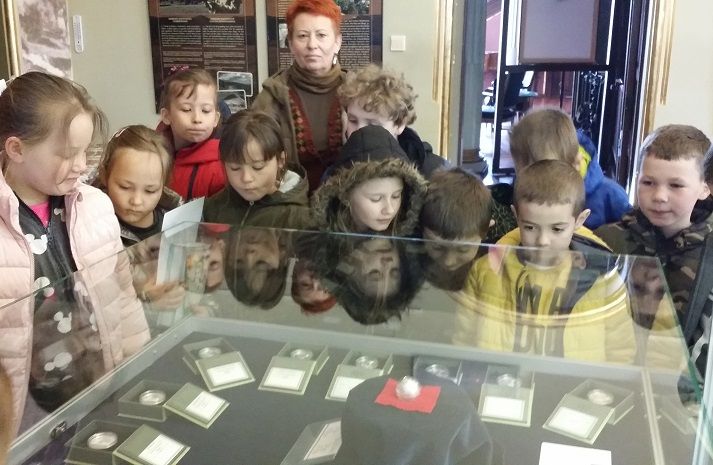 Jelenia Góra: O monetach w muzeum