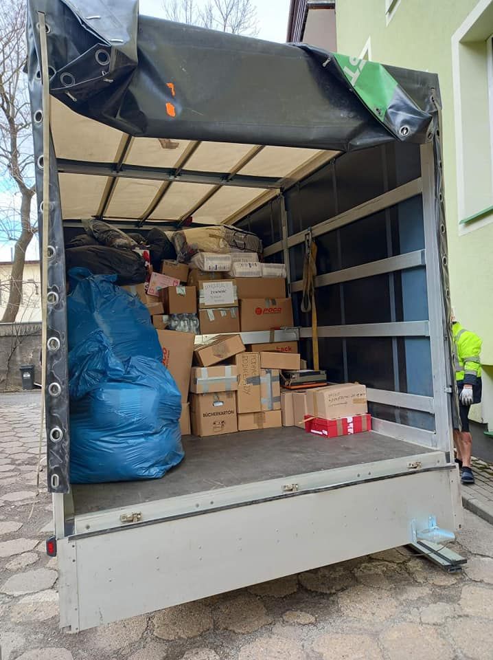 Kamienna Góra: Transport z darami