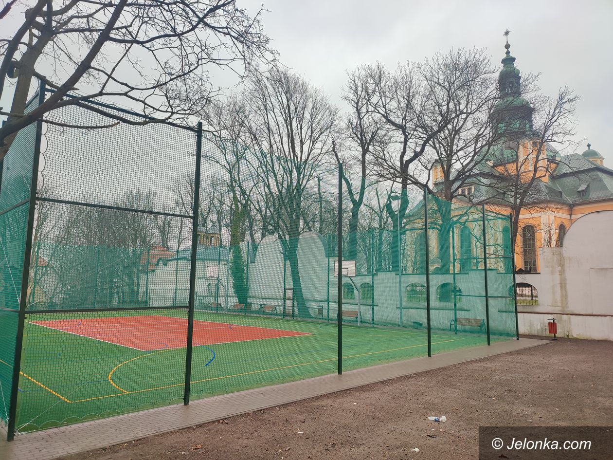 Jelenia Góra: Boisko prawie gotowe