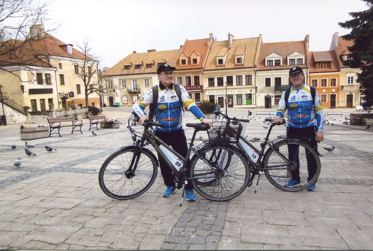 Jelenia Góra: Bliźniacy u Ojca Mateusza
