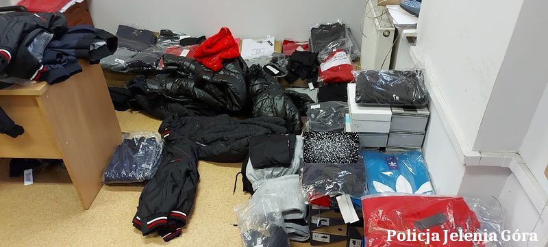 Jelenia Góra: Do sądu za handel podróbkami