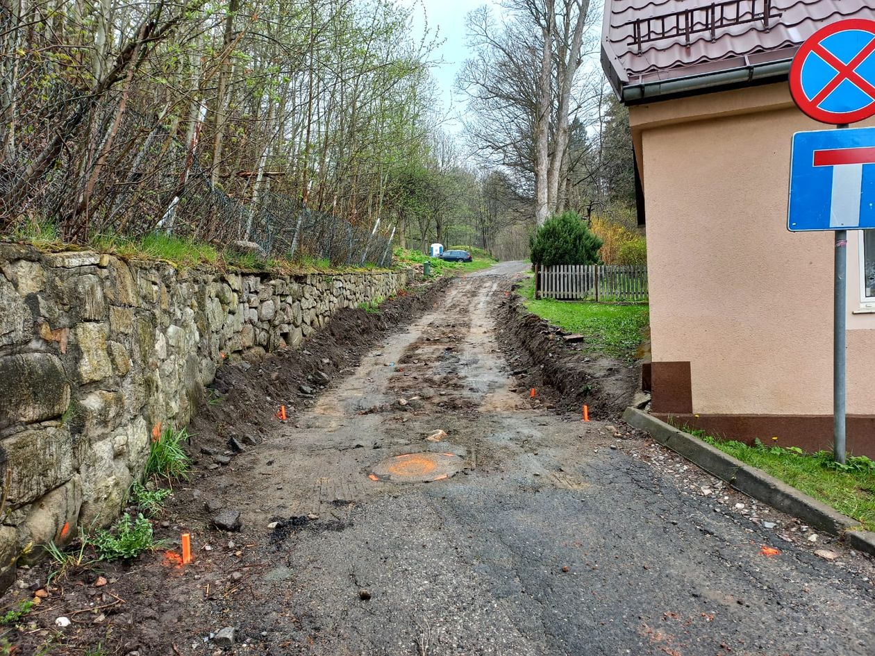 Karpacz: Prace na Rybackiej