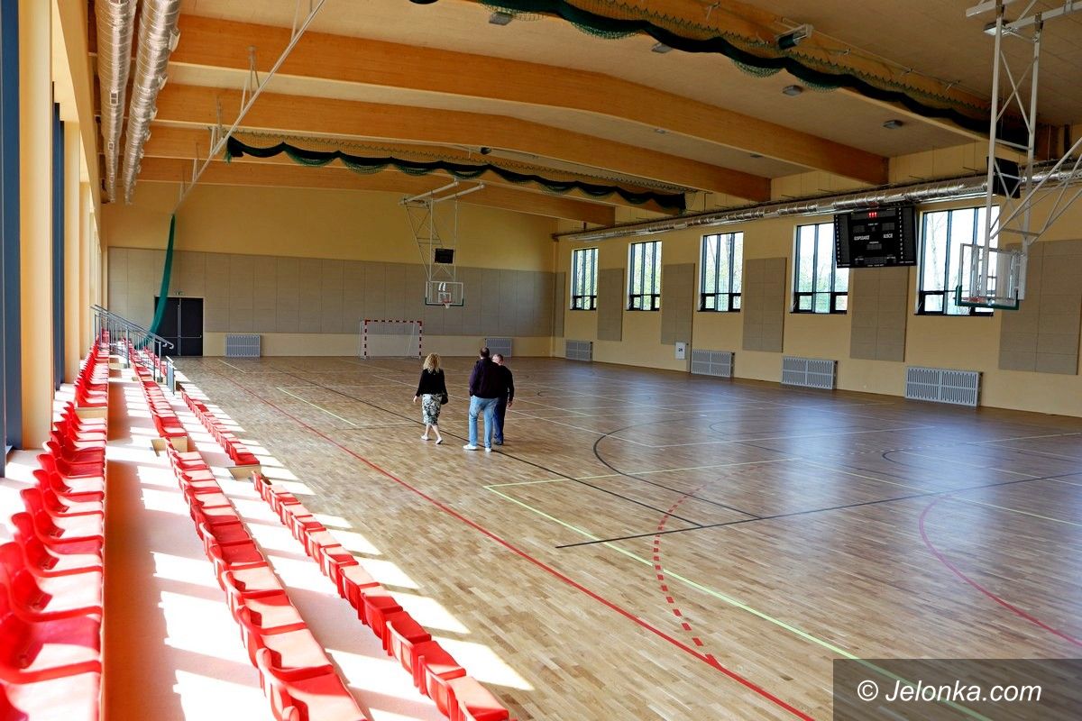 Jelenia Góra: Hala w SP 8 niemal gotowa