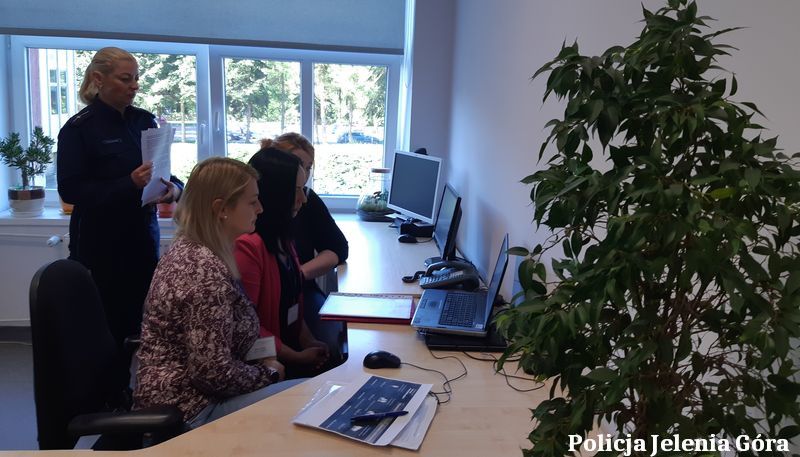 Jelenia Góra: Kolejny raz z seniorami w sieci
