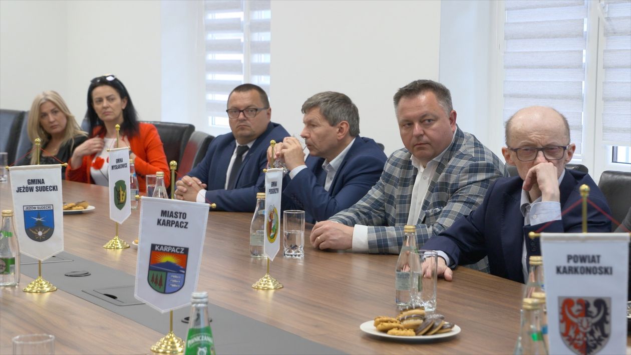 Jelenia Góra: Z wojewodą o uchodźcach