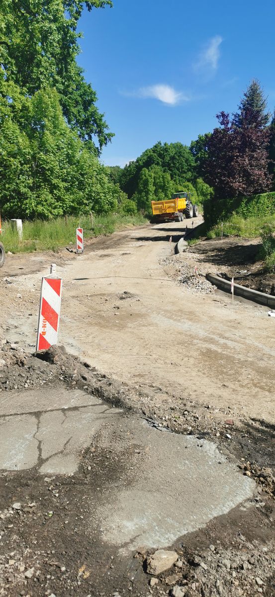 Dąbrowica: Objazd przez mękę