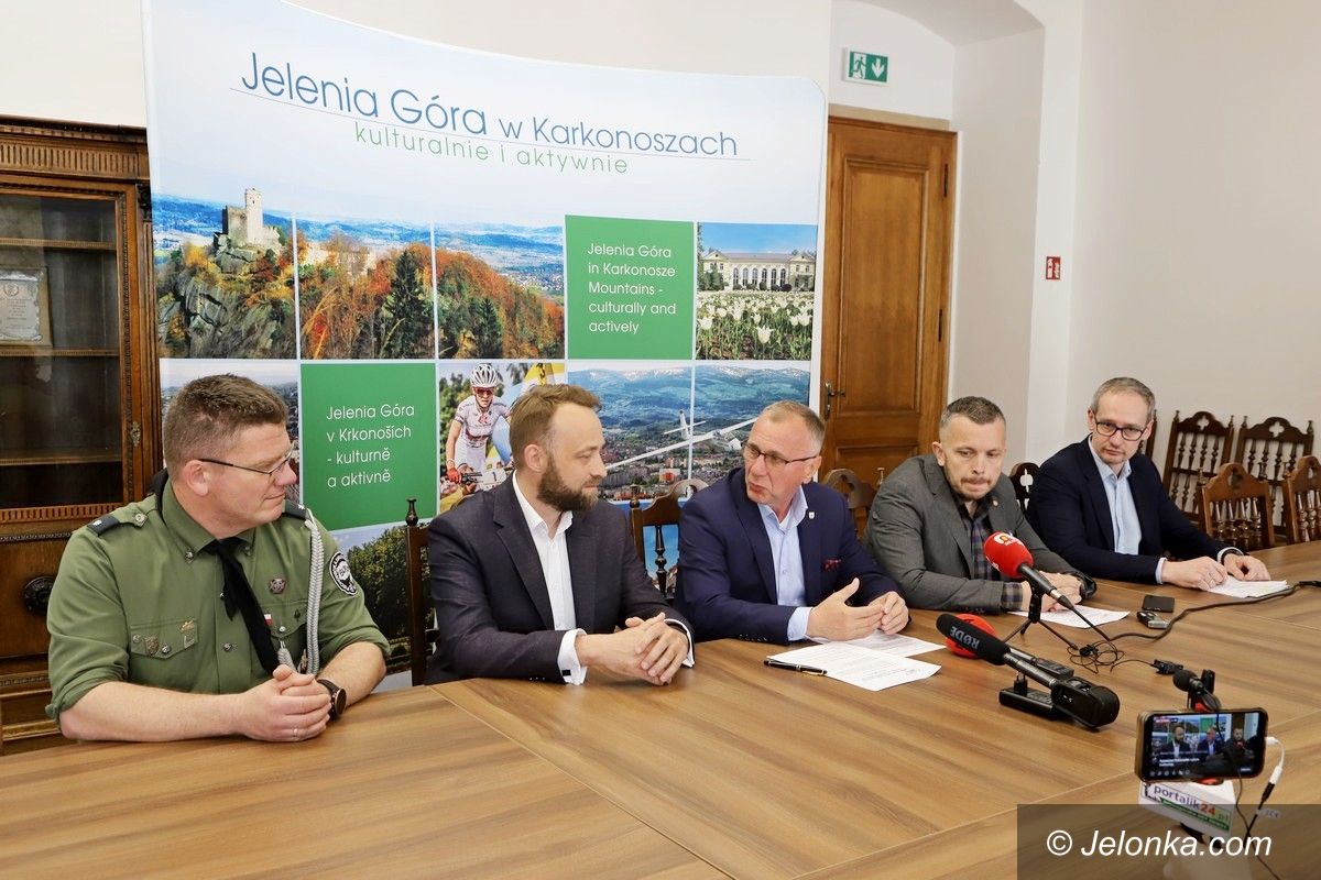 Jelenia Góra: Wsparcie dla remontu Domu Harcerza
