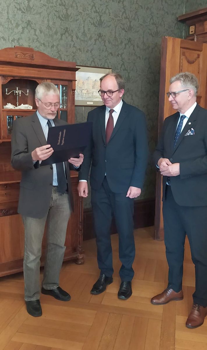 Jelenia Góra: Nagroda dla dyrektora Janusza Skowrońskiego