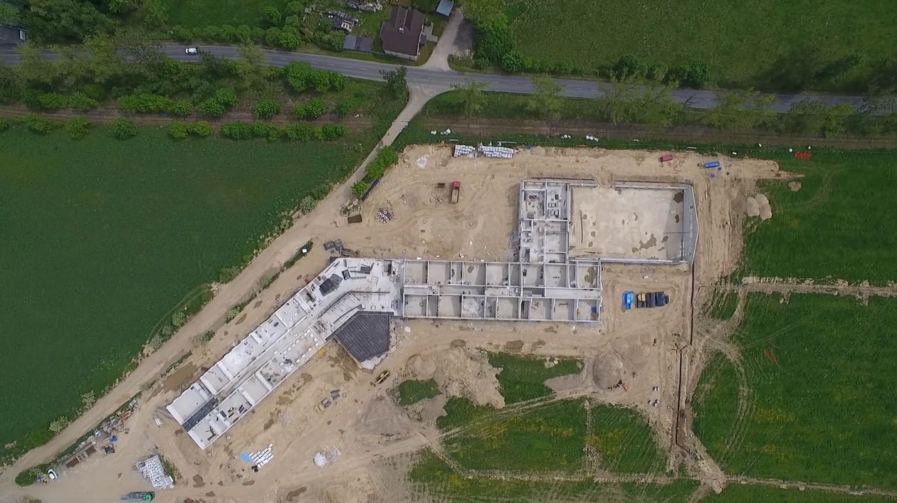 Mysłakowice: Jest umowa na drugi etap budowy szkoły