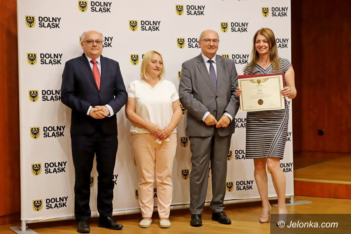 Jelenia Góra: Promesy wręczone