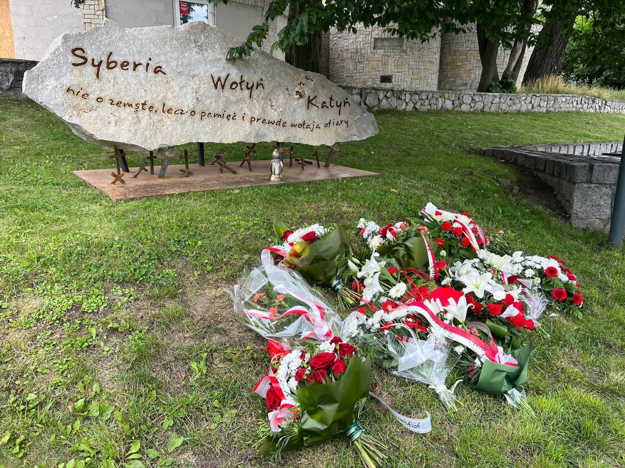Jelenia Góra: Syberia, Wołyń, Katyń – ku pamięci