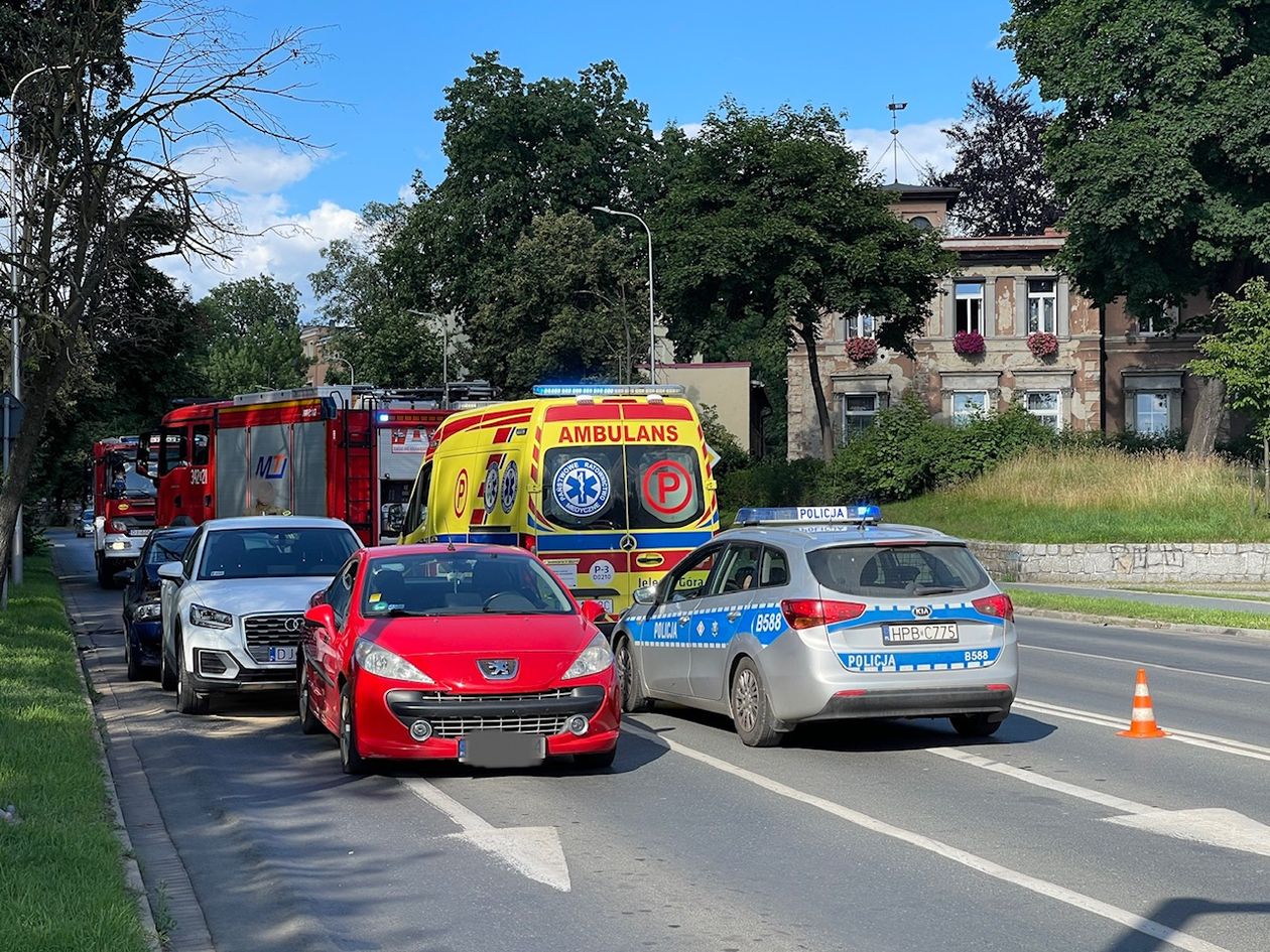 Jelenia Góra: Zderzenie trzech aut