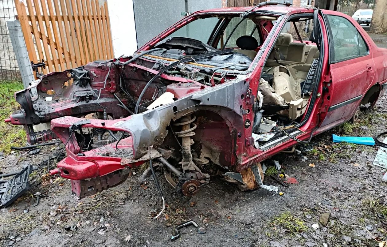 Lubań: Nielegalny demontaż