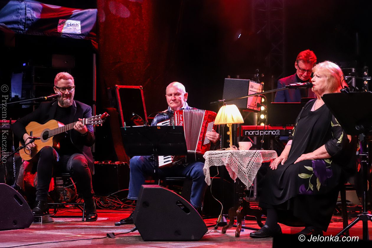 Borowice: Gitarą i... Ørganek