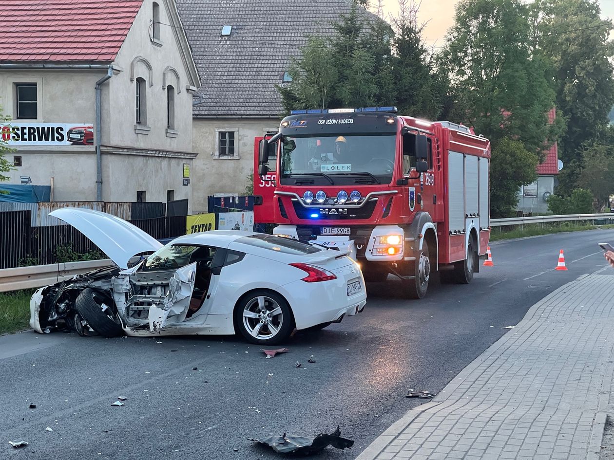 Jeżów Sudecki: Kolizja w Jeżowie