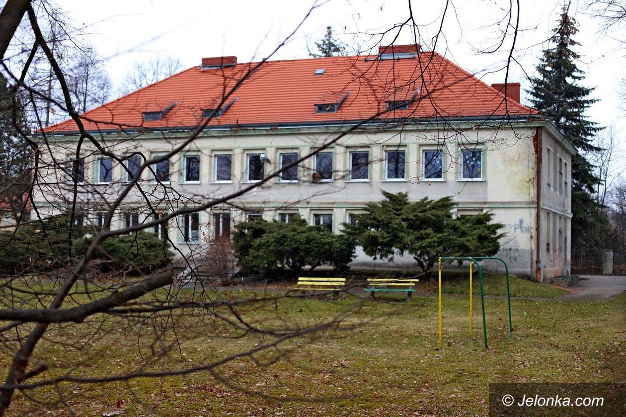 Jelenia Góra: Co z budynkiem na żłobek miejski?