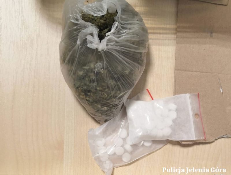 Kowary: Nietrzeźwy za kierownicą i z narkotykami
