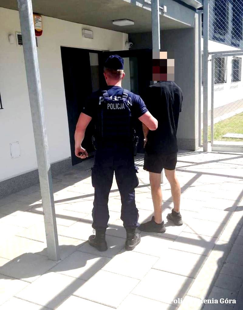 Jelenia Góra: Naciągał na kryptowaluty – został zatrzymany