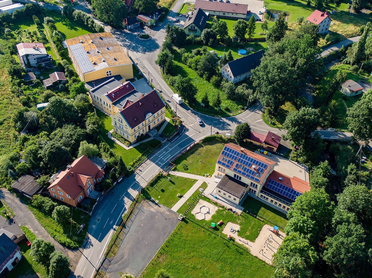 Stara Kamienica: Potrzebne rondo przy szkole podstawowej