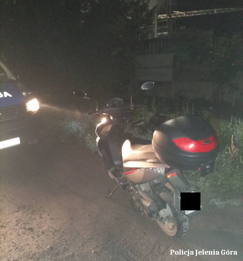 Powiat: Pijany jechał motorowerem po piwo