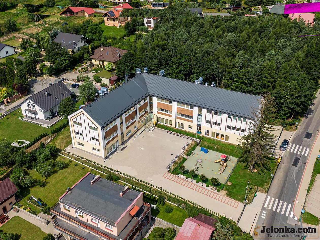 Jeżów Sudecki: Przetarg na fotowoltaikę