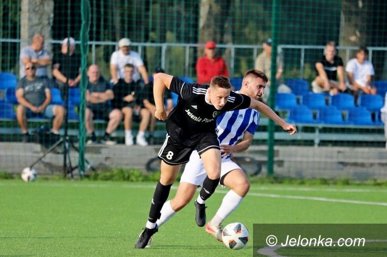 Jelenia Góra: Świerzawa gra dalej