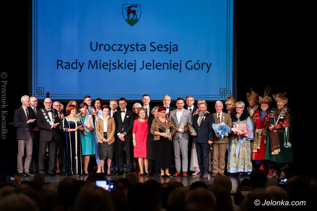 Jelenia Góra: Sesja z zasłużonymi i nagrodzonym