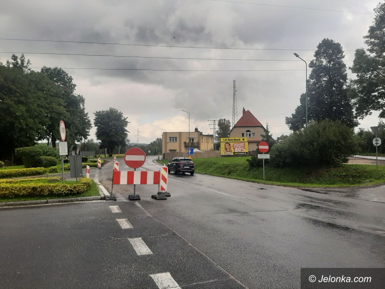 Kowary: Utrudnienia w ruchu, a informacji nie ma