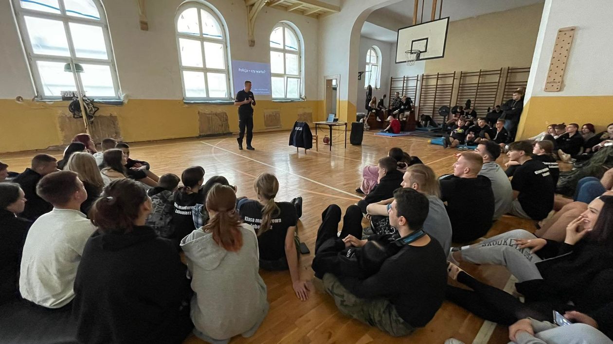 Lubomierz: Spotkali się z policjantem