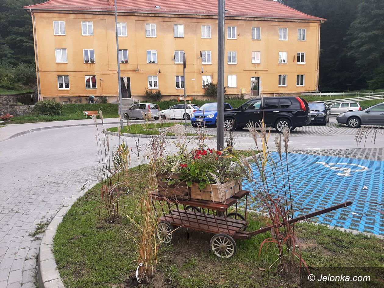 Kowary: Kolorowy kącik gotowy