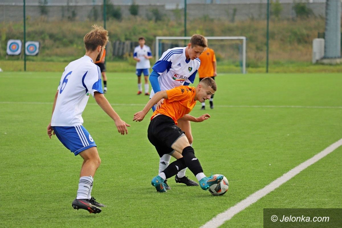 Jelenia Góra: Powstrzymali lidera